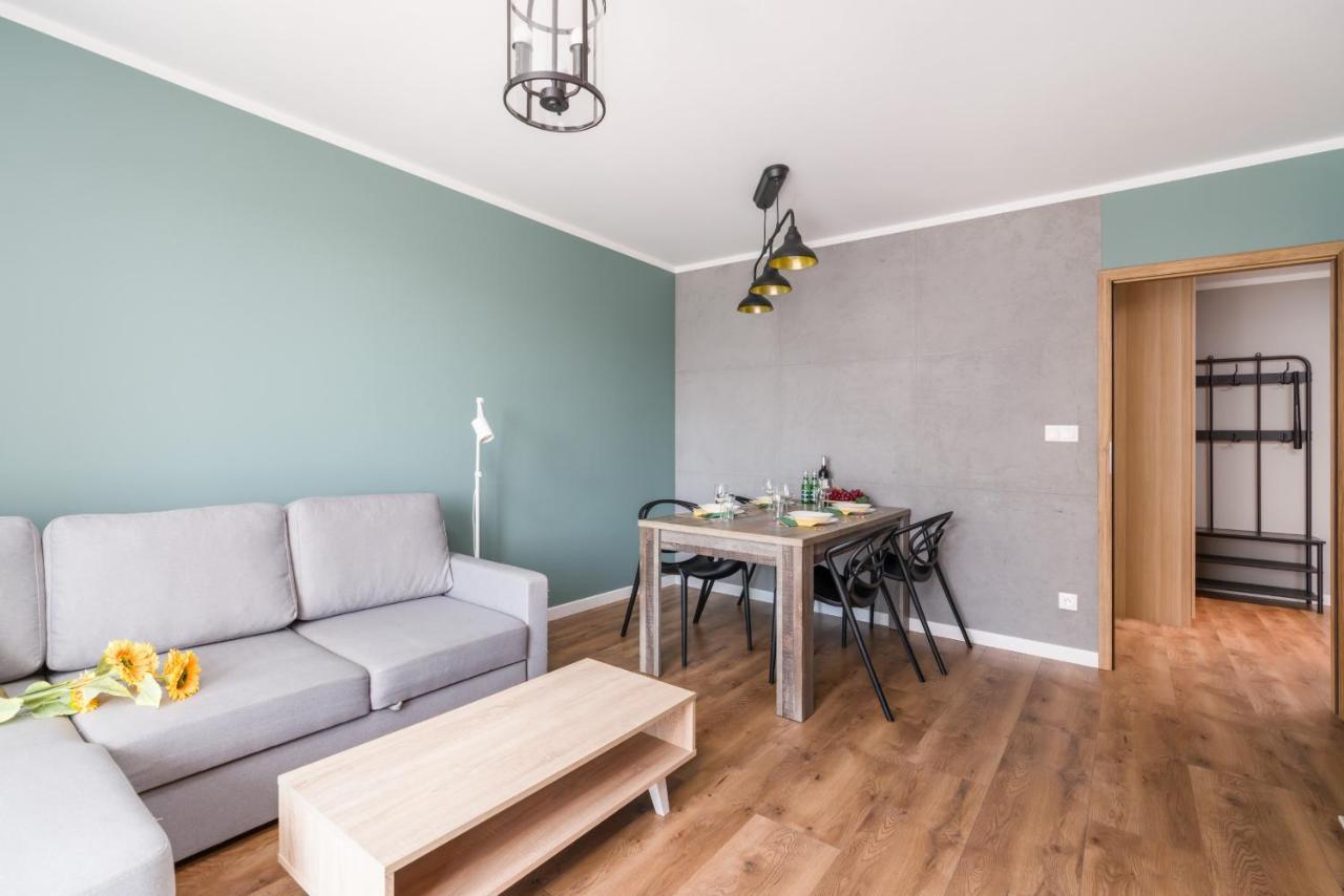 Poznan Serbska 2 Miejsca Parkingowe By Noclegi Renters Kültér fotó